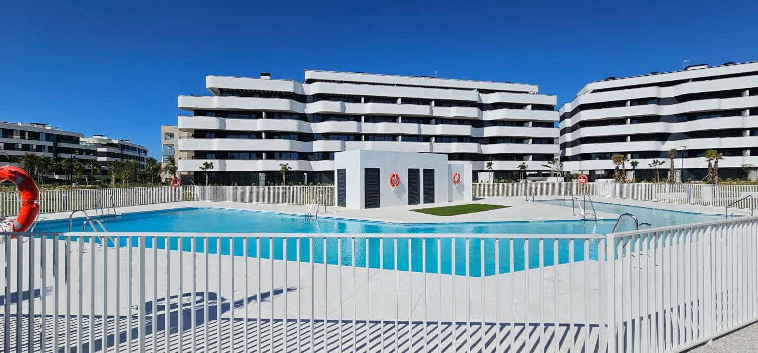 4 soverom Penthouse til salgs i Torremolinos med svømmebasseng - € 1 290 000 (Ref: 9436824)