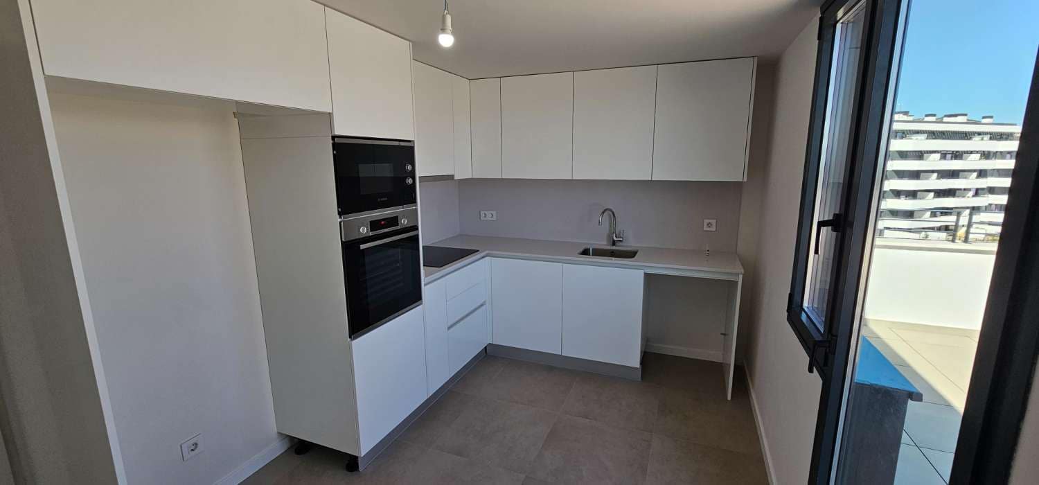 4 soverom Penthouse til salgs i Torremolinos med svømmebasseng - € 1 290 000 (Ref: 9436824)