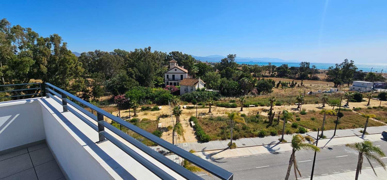 4 soverom Penthouse til salgs i Torremolinos med svømmebasseng - € 1 290 000 (Ref: 9436824)