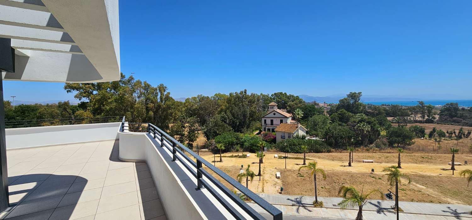 4 soverom Penthouse til salgs i Torremolinos med svømmebasseng - € 1 290 000 (Ref: 9436824)