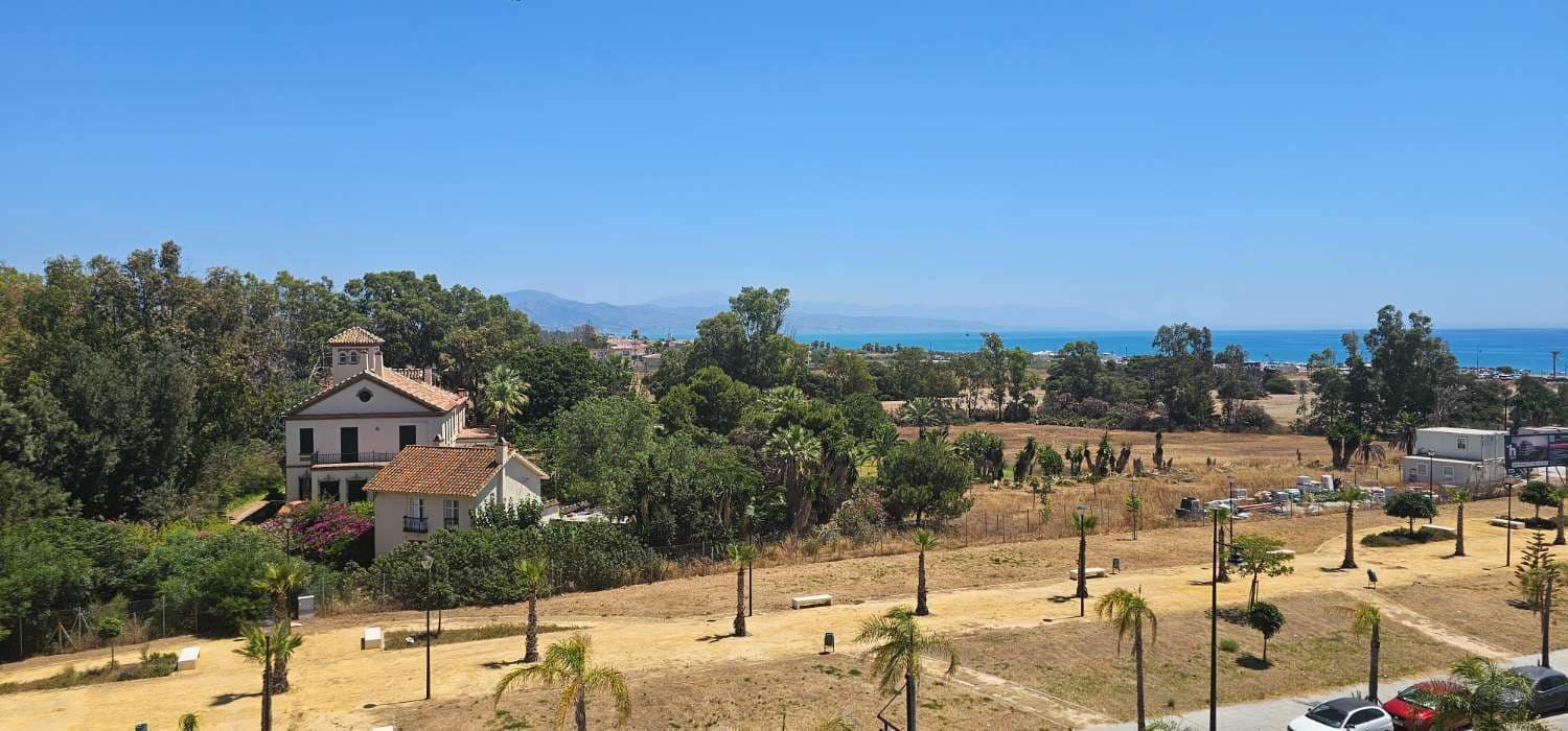 4 soverom Penthouse til salgs i Torremolinos med svømmebasseng - € 1 290 000 (Ref: 9436824)