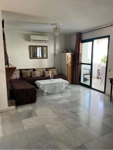 3 sypialnia Apartament przy plaży na sprzedaż w Benalmádena z basenem garażem - 400 000 € (Ref: 9436826)