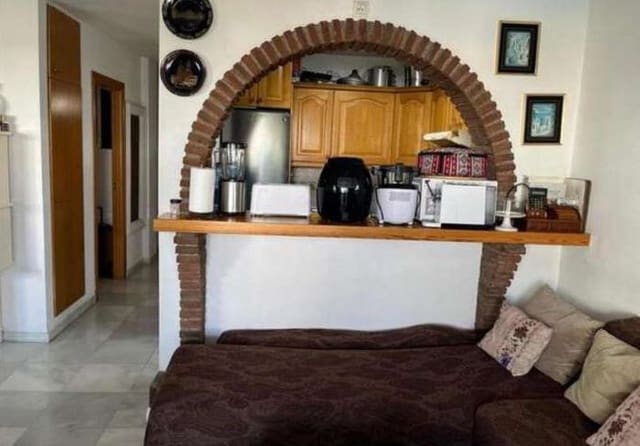 3 sypialnia Apartament przy plaży na sprzedaż w Benalmádena z basenem garażem - 400 000 € (Ref: 9436826)