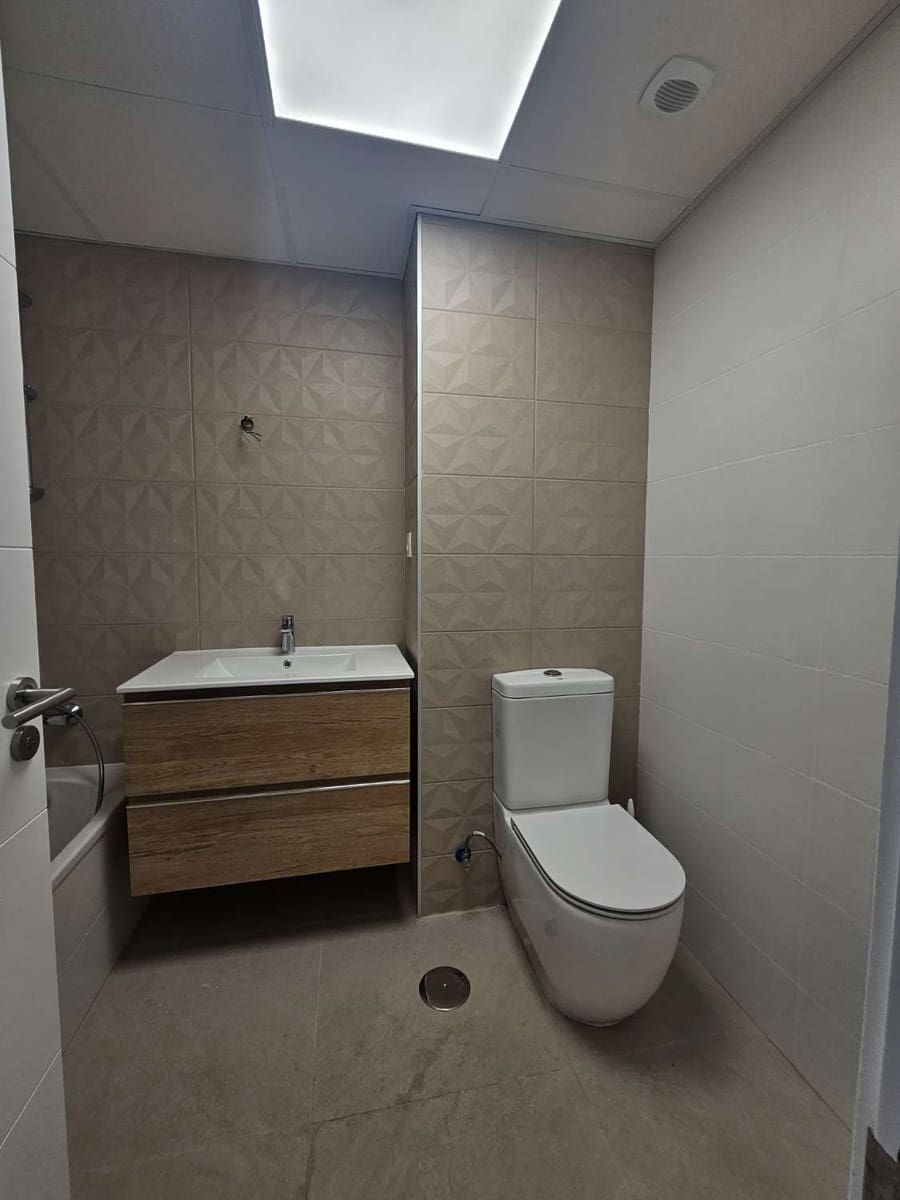 3 Zimmer Reihenhaus zu verkaufen in Alhaurin de la Torre mit Pool Garage - 450.000 € (Ref: 9436827)