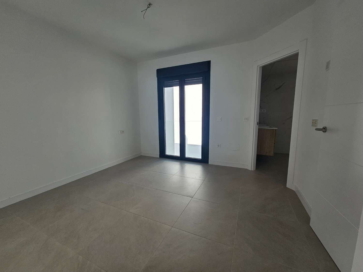 3 Zimmer Reihenhaus zu verkaufen in Alhaurin de la Torre mit Pool Garage - 450.000 € (Ref: 9436827)