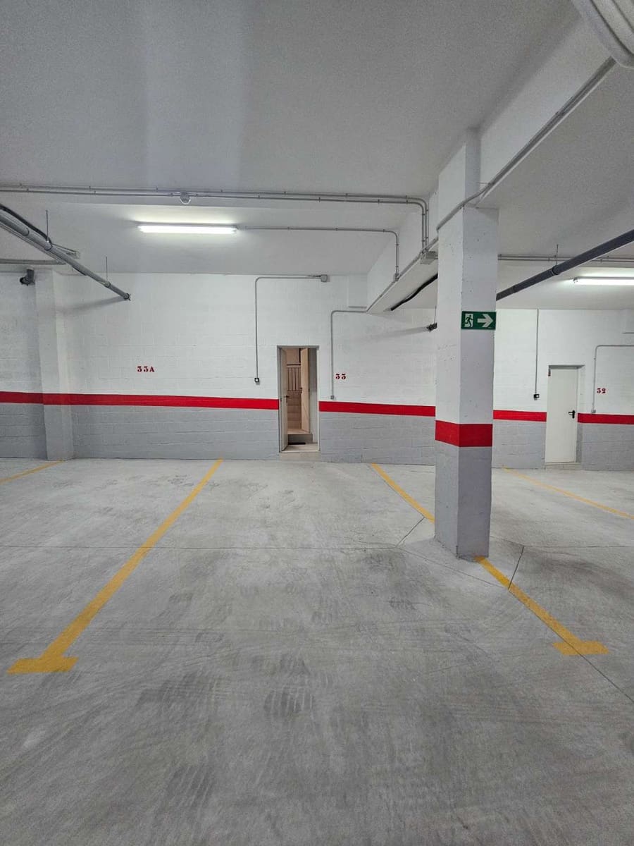 3 Zimmer Reihenhaus zu verkaufen in Alhaurin de la Torre mit Pool Garage - 450.000 € (Ref: 9436827)