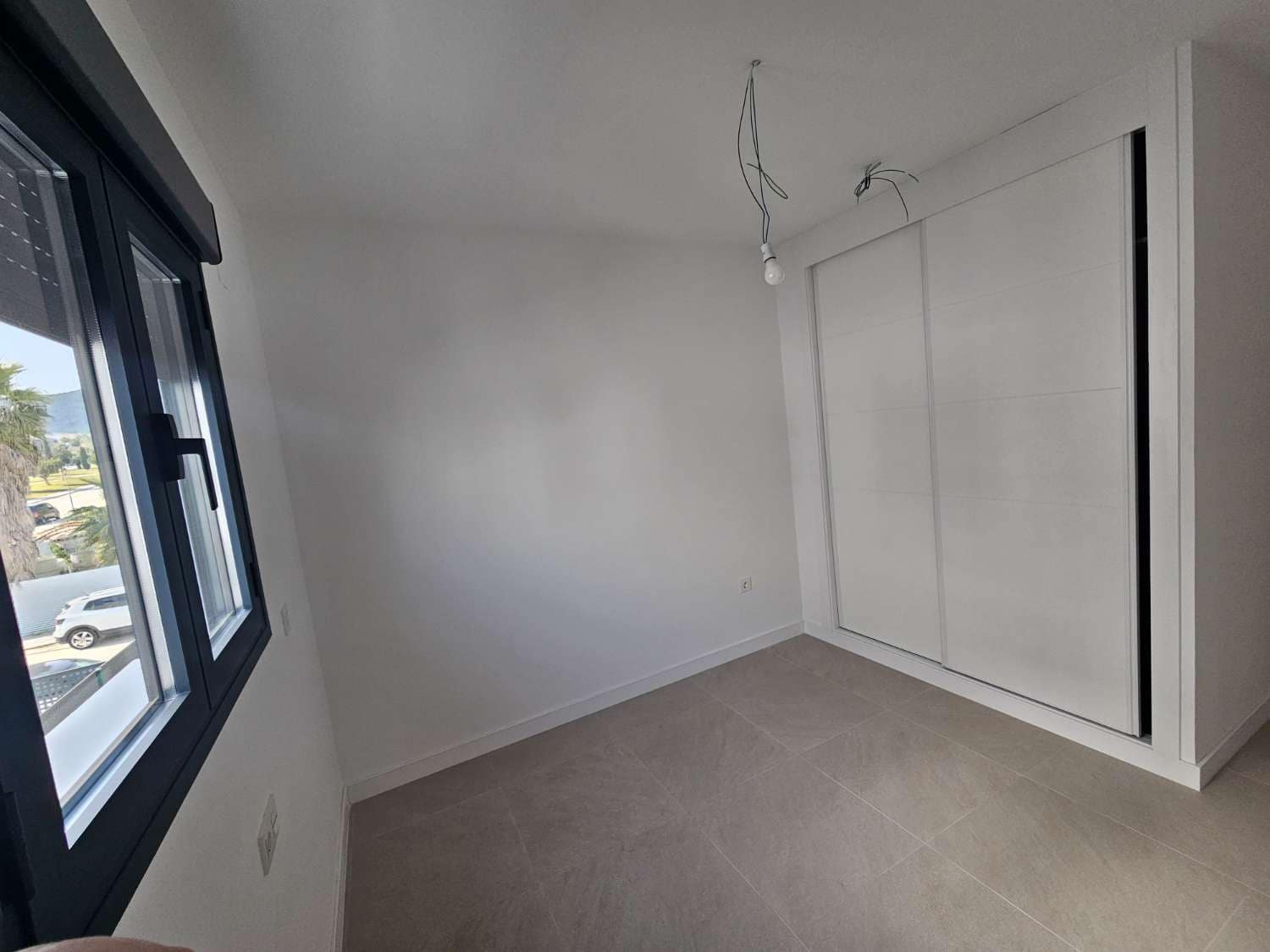 3 Zimmer Reihenhaus zu verkaufen in Alhaurin de la Torre mit Pool Garage - 450.000 € (Ref: 9436827)