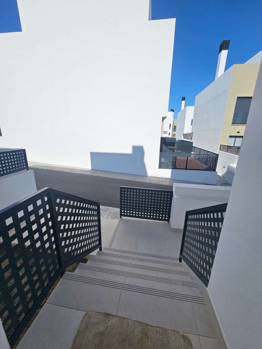 3 Zimmer Reihenhaus zu verkaufen in Alhaurin de la Torre mit Pool Garage - 450.000 € (Ref: 9436827)