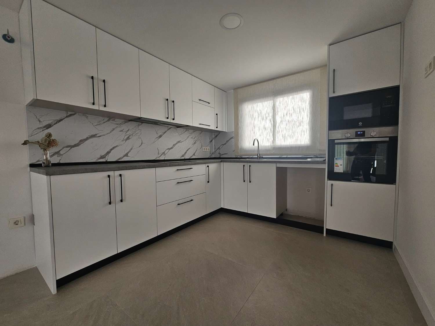 3 Zimmer Reihenhaus zu verkaufen in Alhaurin de la Torre mit Pool Garage - 450.000 € (Ref: 9436827)