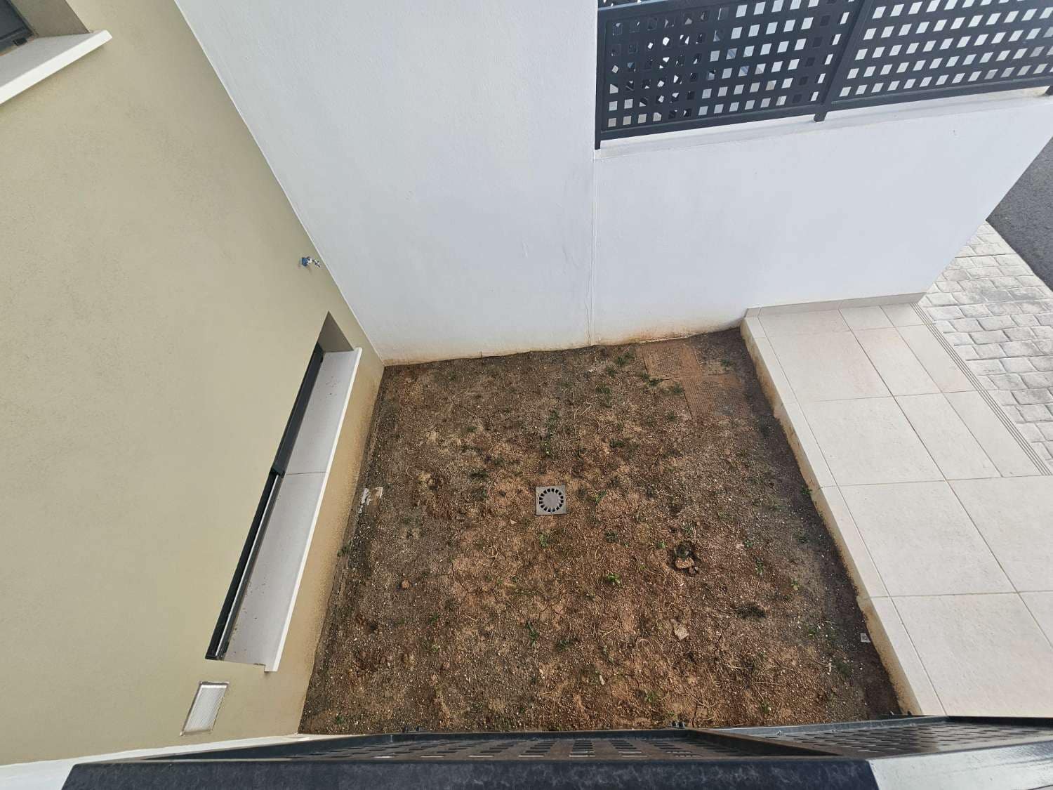 3 Zimmer Reihenhaus zu verkaufen in Alhaurin de la Torre mit Pool Garage - 450.000 € (Ref: 9436827)