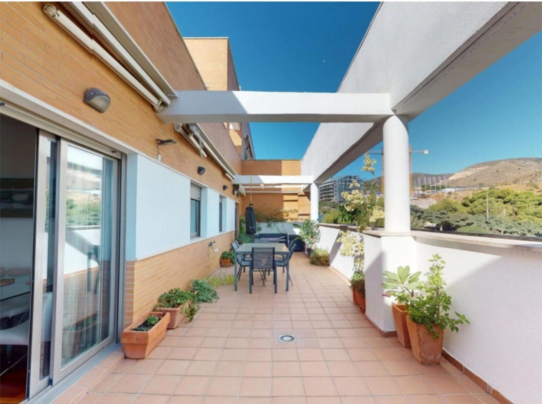 4 quarto Penthouse para venda em Torremolinos com piscina garagem - 630 000 € (Ref: 9436830)