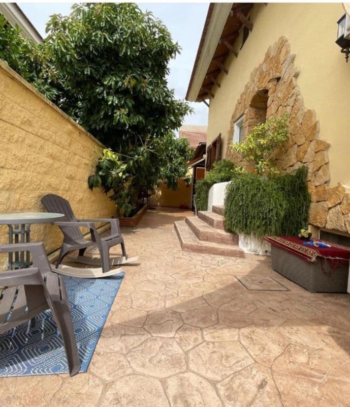 5 bedroom Semi-detached Villa for sale in Alhaurin de la Torre with pool - € 719,000 (Ref: 9436831)