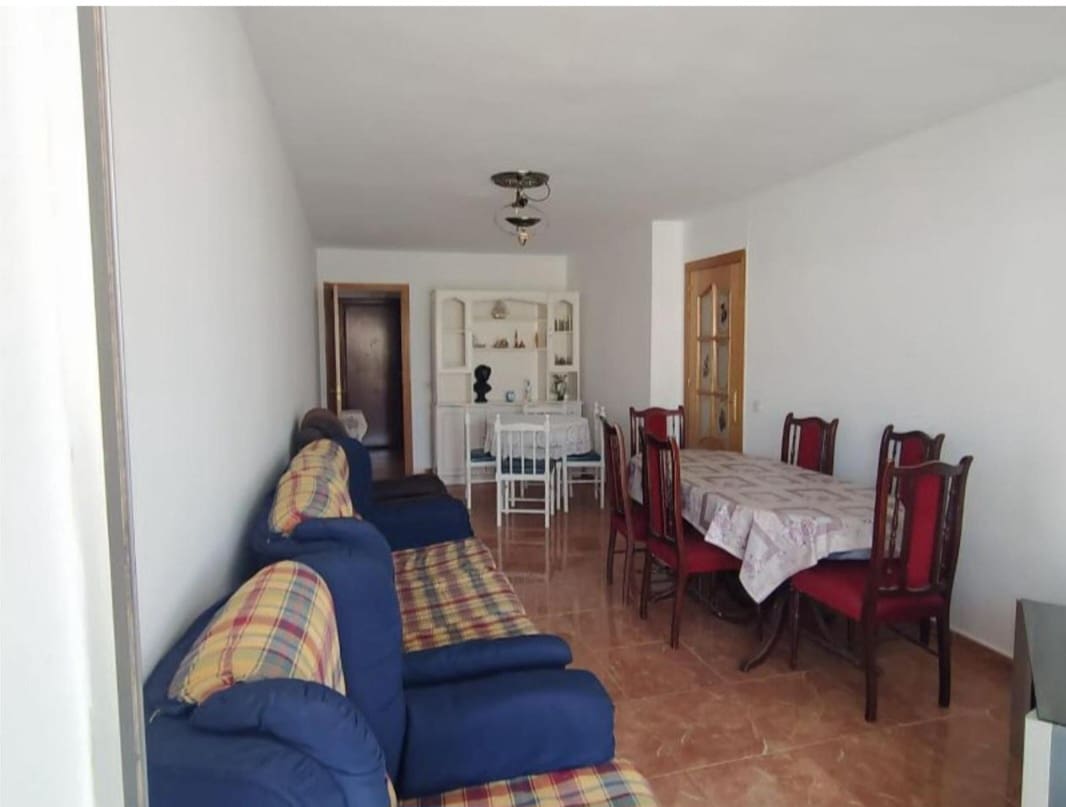 3 soveværelse Lejlighed til salg i Malaga by med garage - € 320.000 (Ref: 9436832)