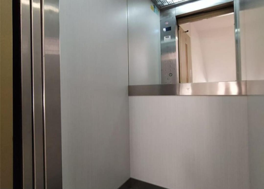 3 soveværelse Lejlighed til salg i Malaga by med garage - € 320.000 (Ref: 9436832)