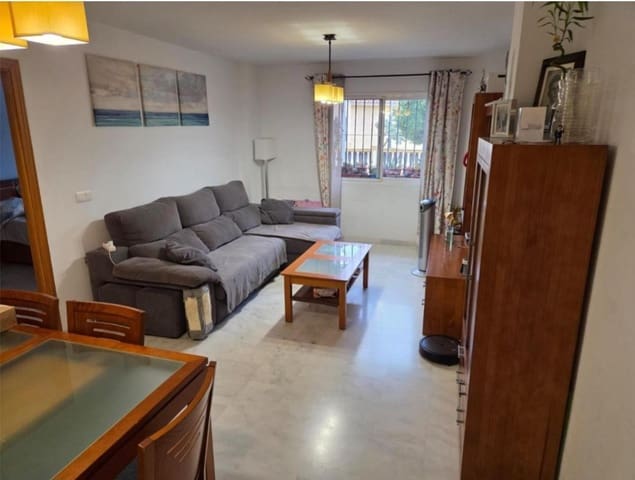 3 makuuhuone Asunto myytävänä paikassa Alhaurín de la Torre mukana uima-altaan 
autotalli - 290 000 € (Ref: 9436833)