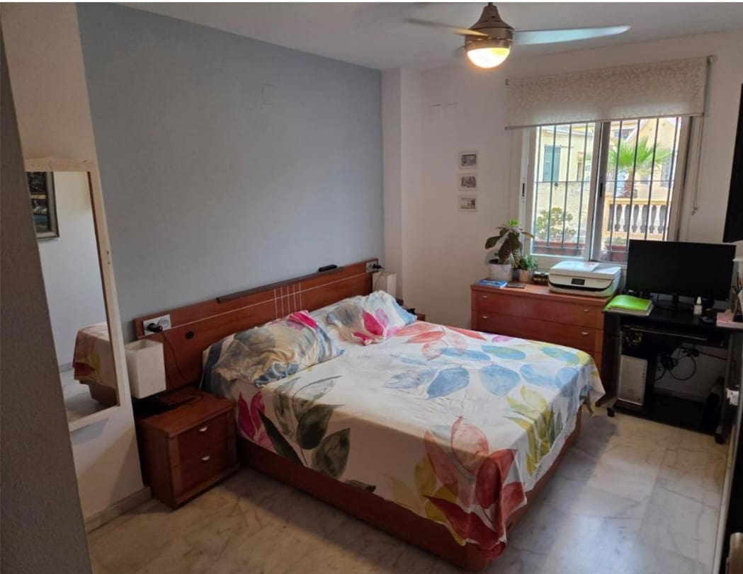 3 bedroom Flat for sale in Alhaurin de la Torre with pool garage - € 290,000 (Ref: 9436833)