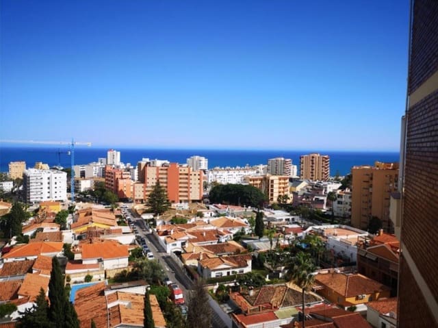 Yksiö myytävänä paikassa Benalmádena mukana uima-altaan 
autotalli - 180 000 € (Ref: 9436835)