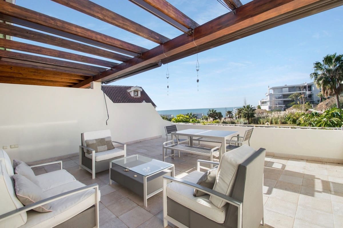 4 soveværelse Rækkehus til salg i Benalmadena med swimmingpool - € 719.975 (Ref: 9436837)