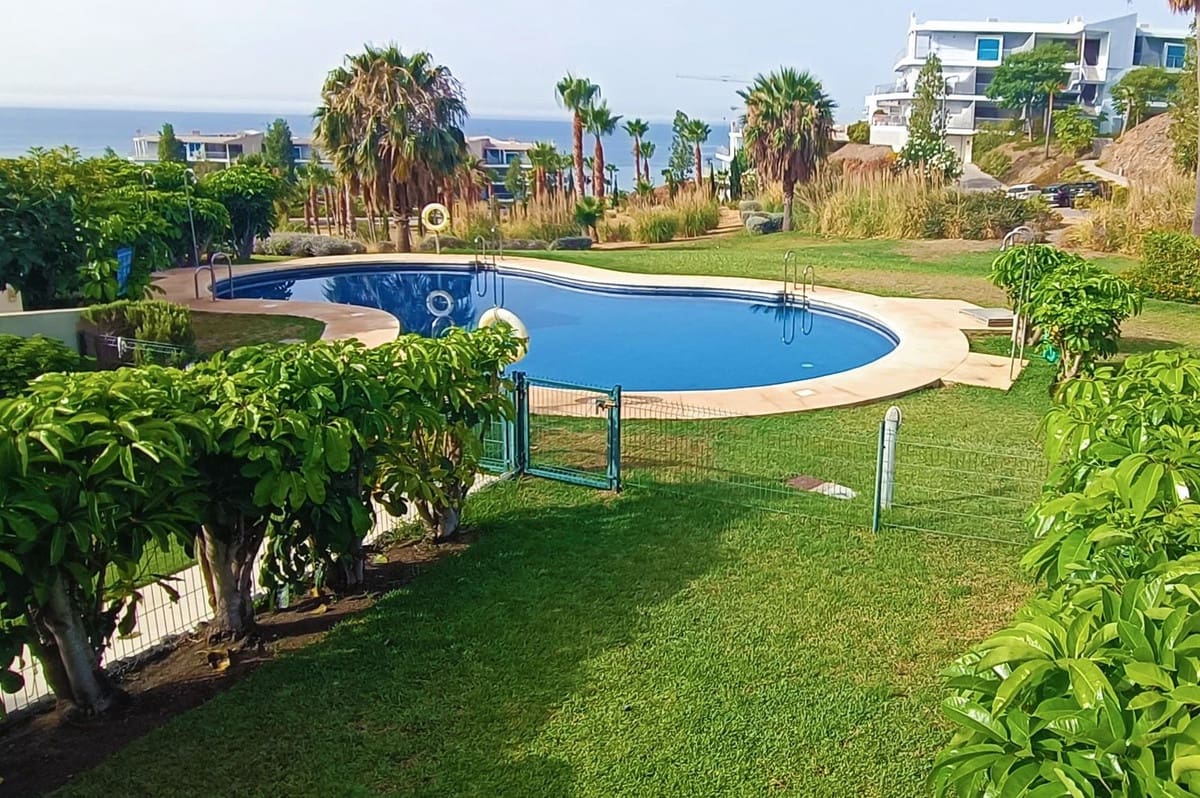 4 soveværelse Rækkehus til salg i Benalmadena med swimmingpool - € 719.975 (Ref: 9436837)
