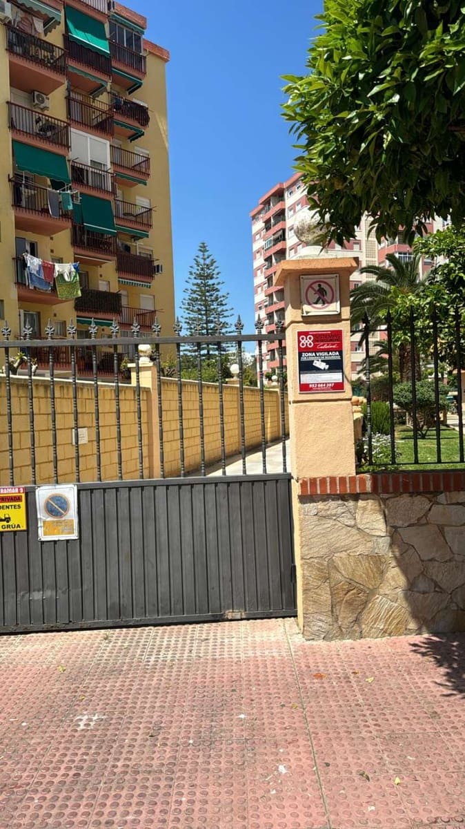 Studio til salg i Fuengirola med swimmingpool garage - € 170.000 (Ref: 9436839)