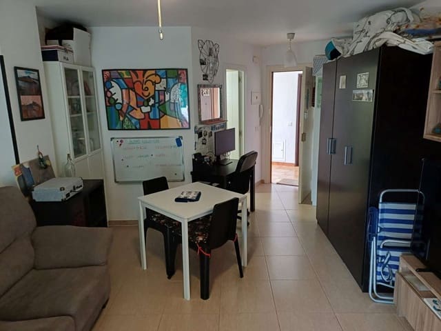 Studio til salg i Fuengirola med swimmingpool garage - € 170.000 (Ref: 9436839)