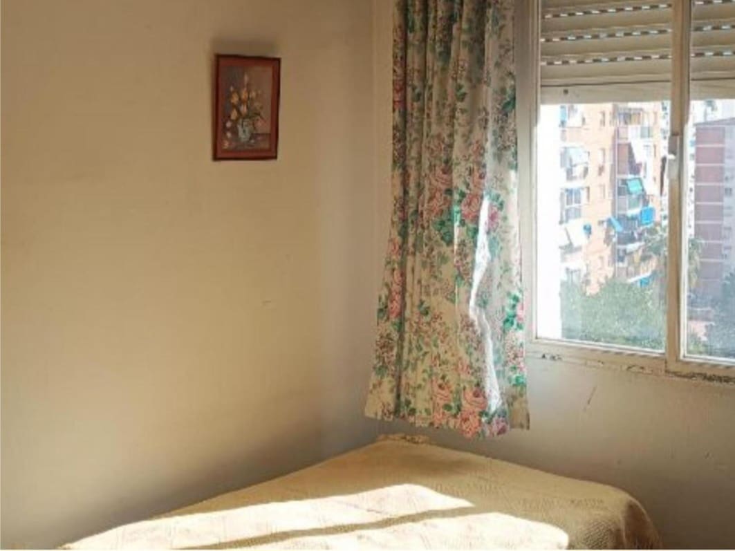 3 slaapkamer Flat te koop in Malaga stad - € 245.000 (Ref: 9439537)