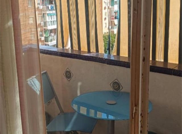 3 slaapkamer Flat te koop in Carretera de Cadiz, Málaga stad - € 245.000 (Ref: 9439537)