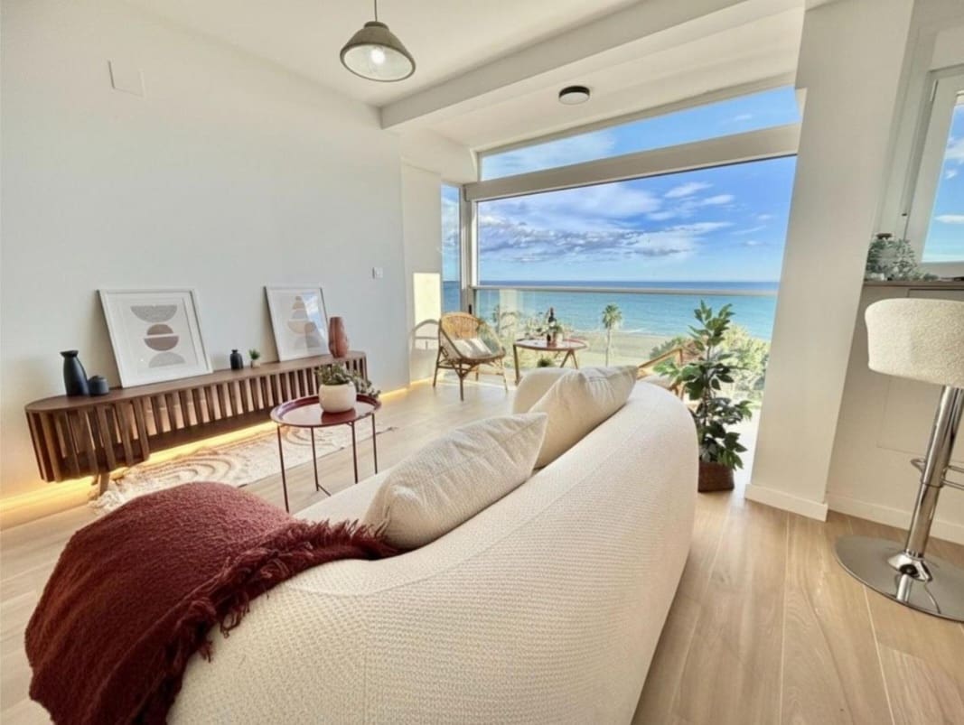 2 soverom Strandleiligheter til salgs i Torre del Mar med svømmebasseng - € 530 000 (Ref: 9448867)