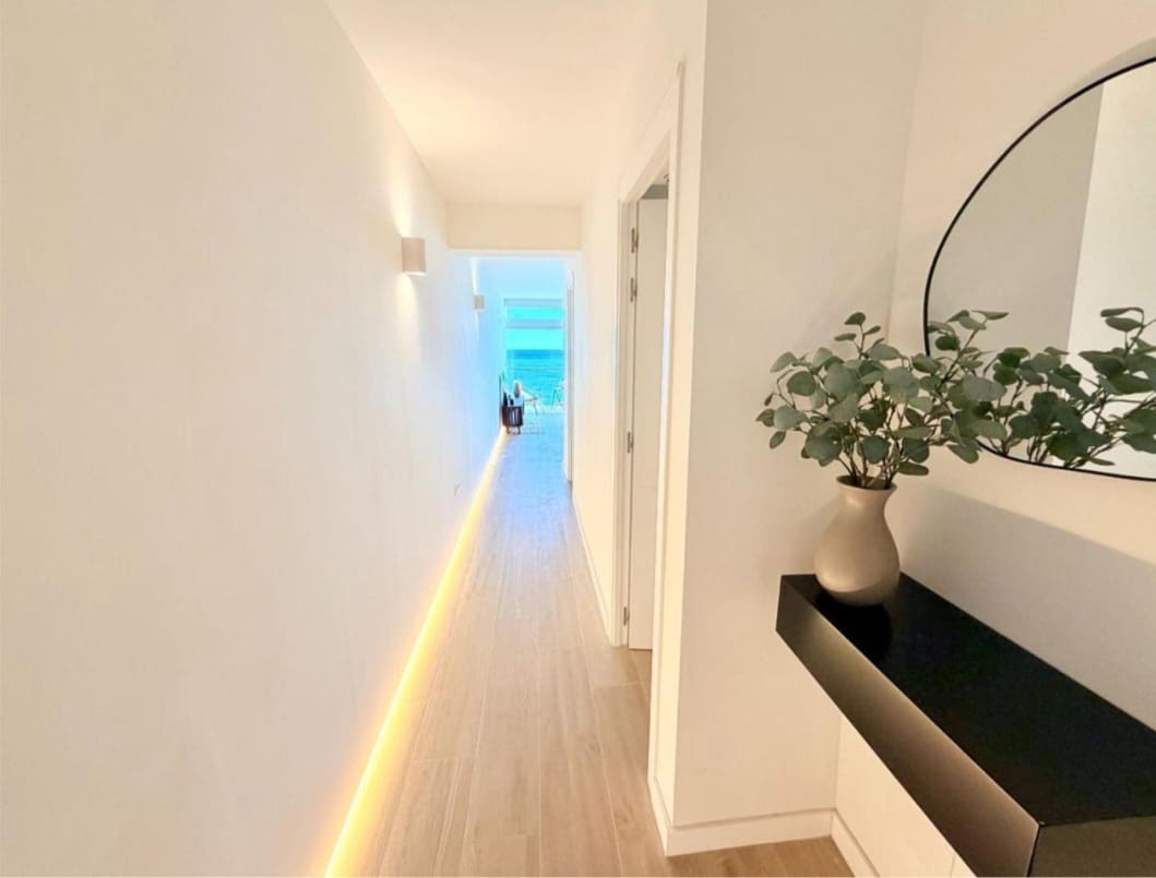 2 soverom Strandleiligheter til salgs i Torre del Mar med svømmebasseng - € 530 000 (Ref: 9448867)