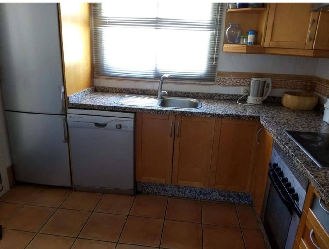 Apartamento Playa de 2 habitaciones en Ojen en venta con piscina garaje - 390.000 € (Ref: 9448868)