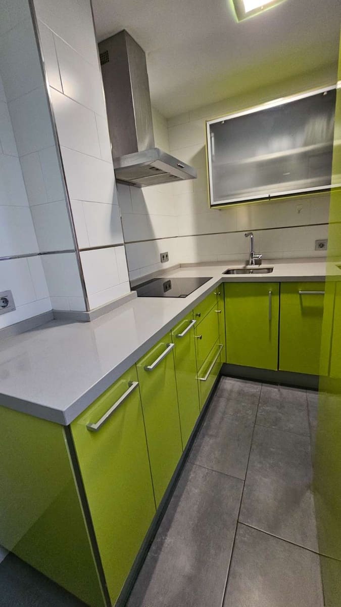 2 makuuhuone Asunto myytävänä paikassa Torremolinos - 195 700 € (Ref: 9451161)