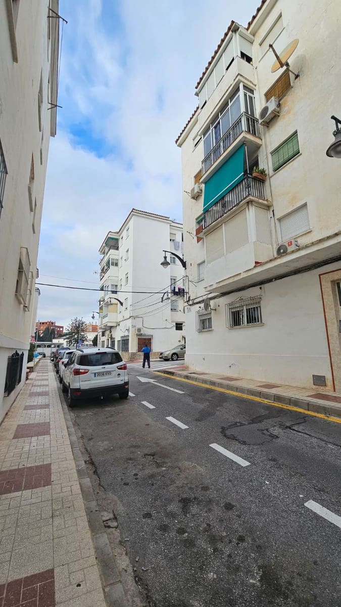 2 makuuhuone Asunto myytävänä paikassa Torremolinos - 195 700 € (Ref: 9451161)