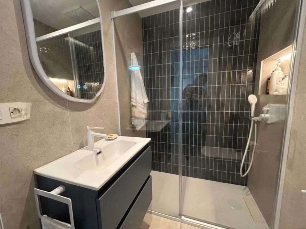 Piso de 3 habitaciones en Torremolinos en venta - 370.000 € (Ref: 9455913)