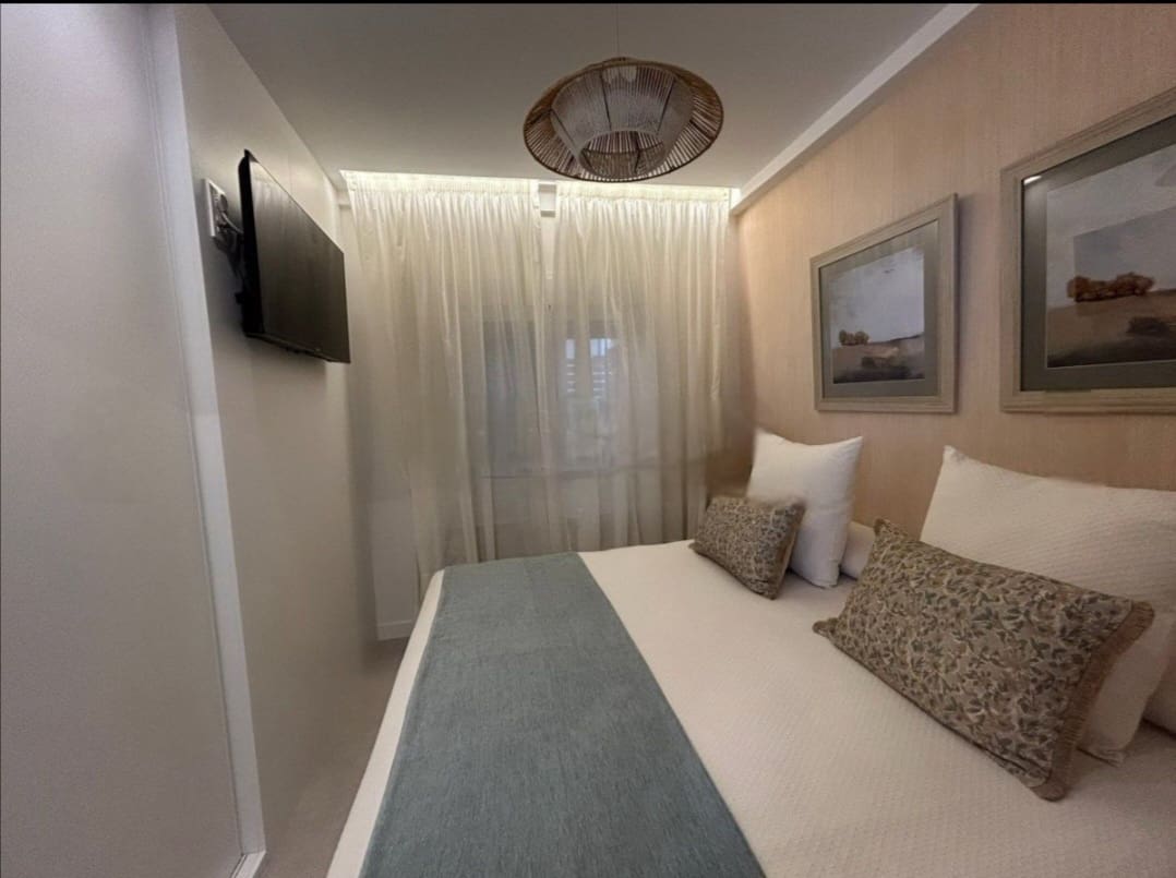 Piso de 3 habitaciones en Torremolinos en venta - 370.000 € (Ref: 9455913)