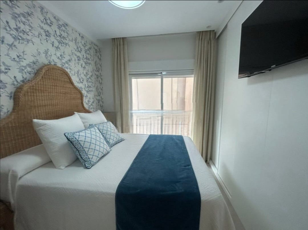 Piso de 3 habitaciones en Torremolinos en venta - 370.000 € (Ref: 9455913)