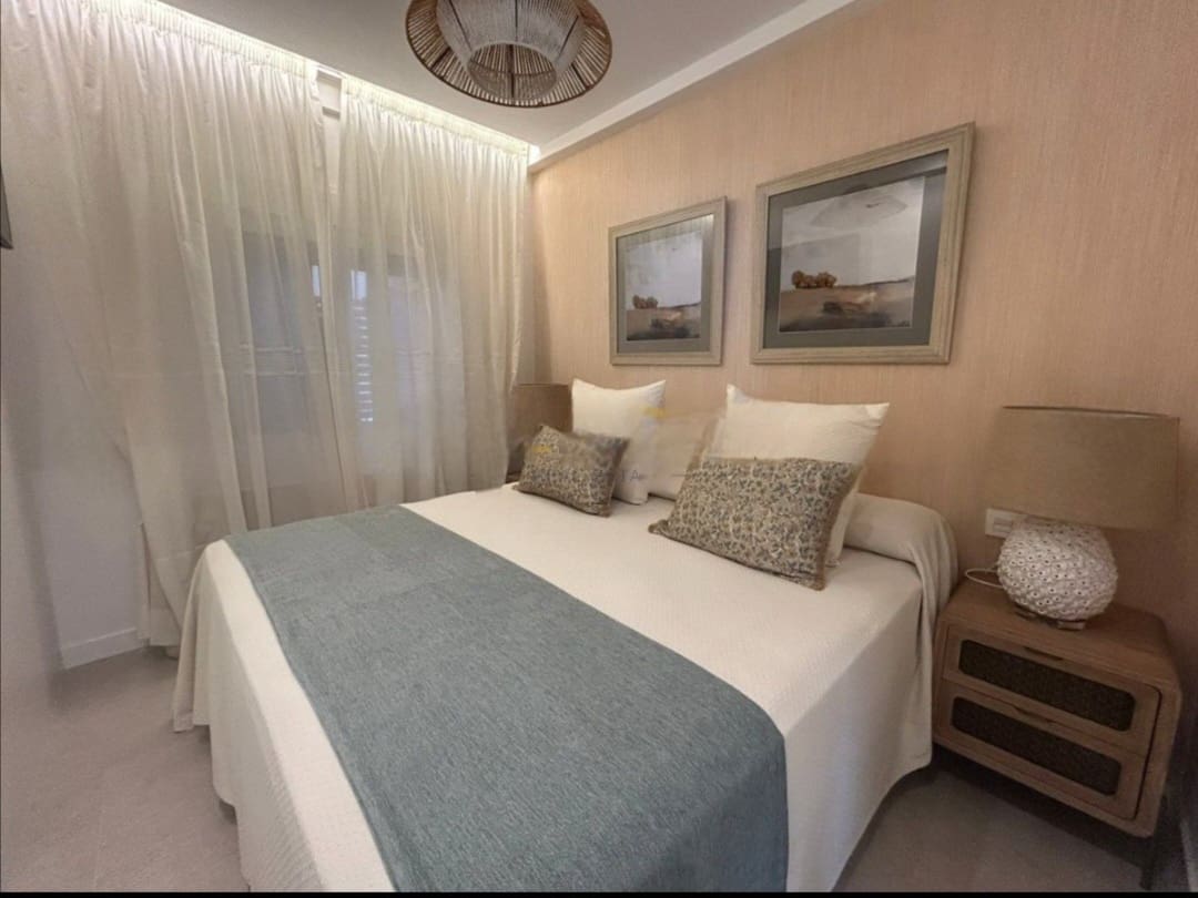 Piso de 3 habitaciones en Torremolinos en venta - 370.000 € (Ref: 9455913)