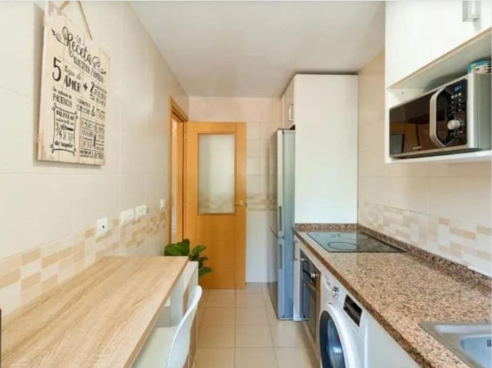 Adosado de 4 habitaciones en Benalmádena en venta con garaje - 427.000 € (Ref: 9468155)