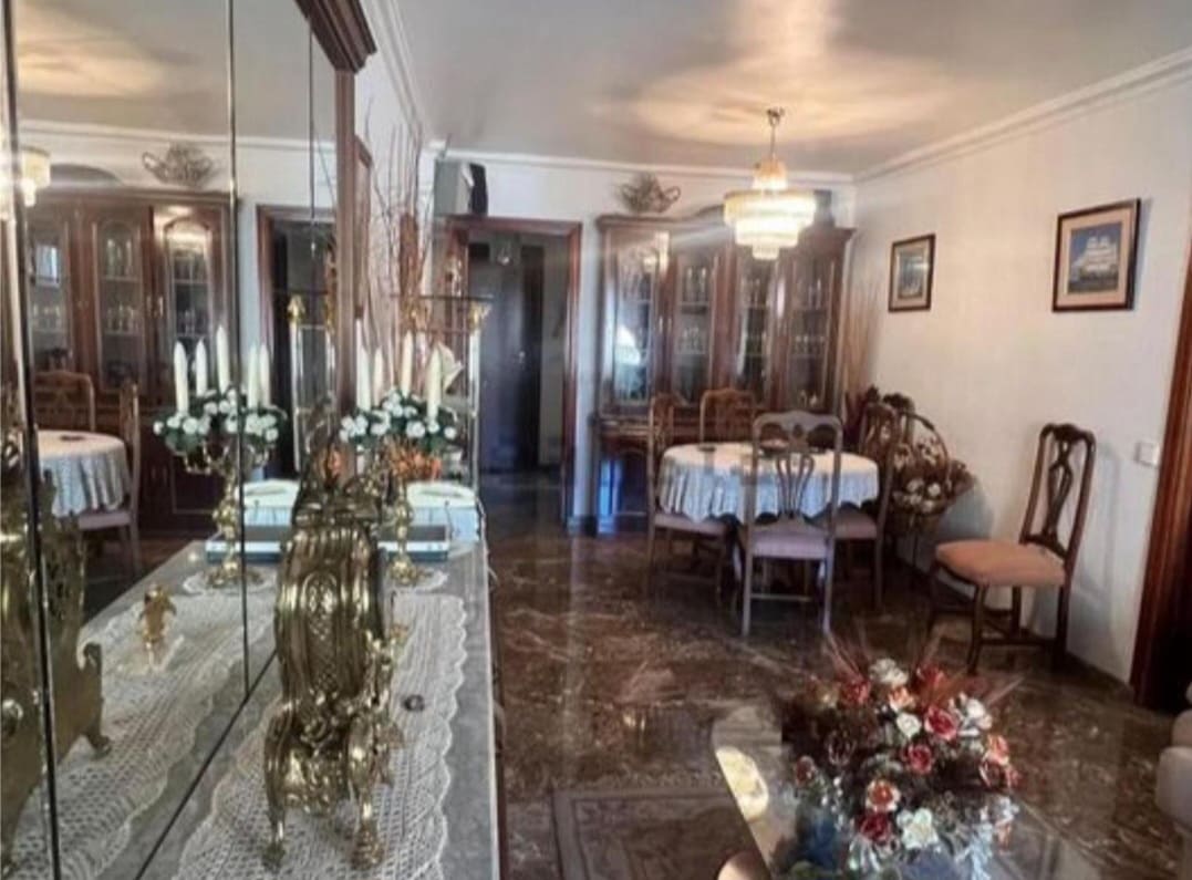 3 sovrum Lägenhet till salu i Malaga stad med garage - 359 470 € (Ref: 9468157)