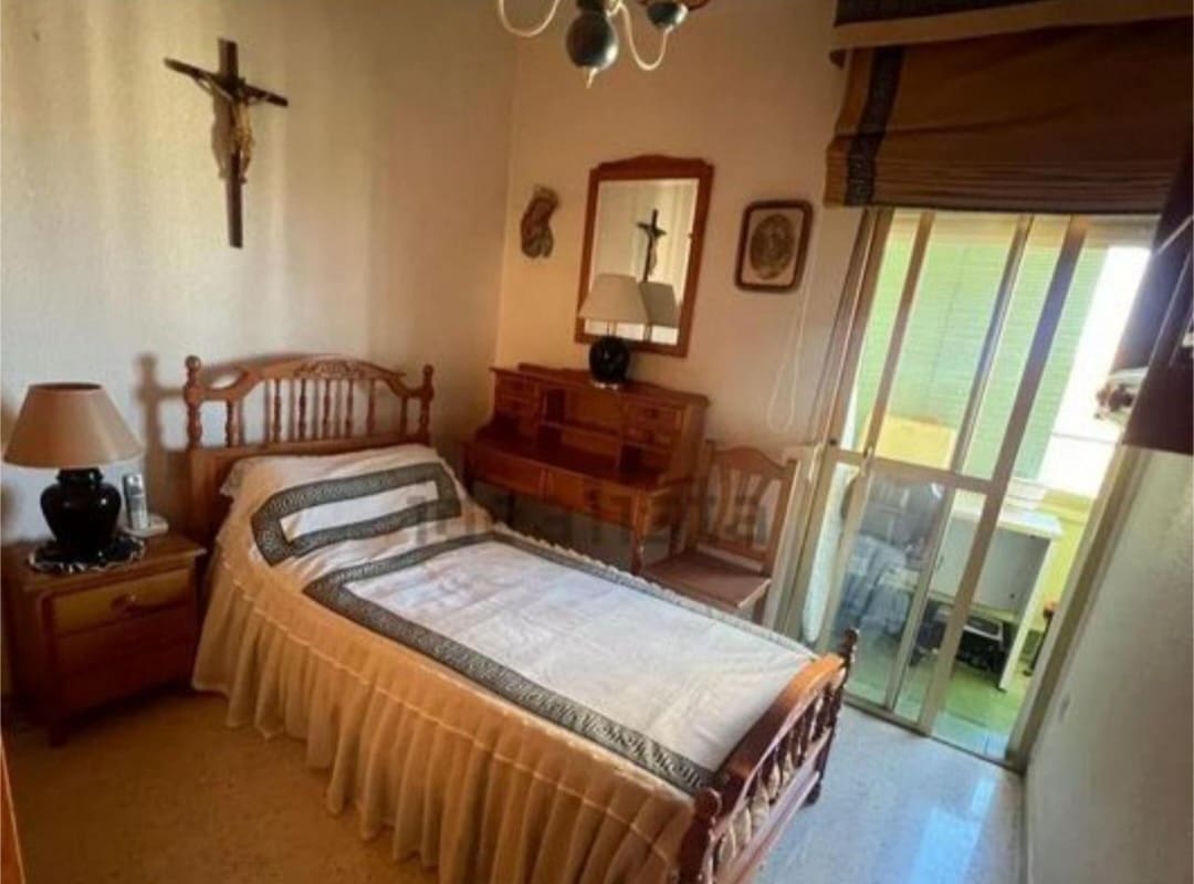 3 sovrum Lägenhet till salu i Malaga stad med garage - 359 470 € (Ref: 9468157)