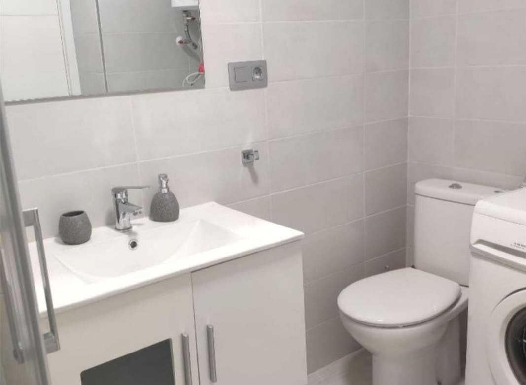 Studio à vendre à Torremolinos - 180 000 € (Ref: 9468159)