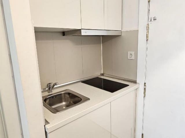 Studio à vendre à Torremolinos - 180 000 € (Ref: 9468159)