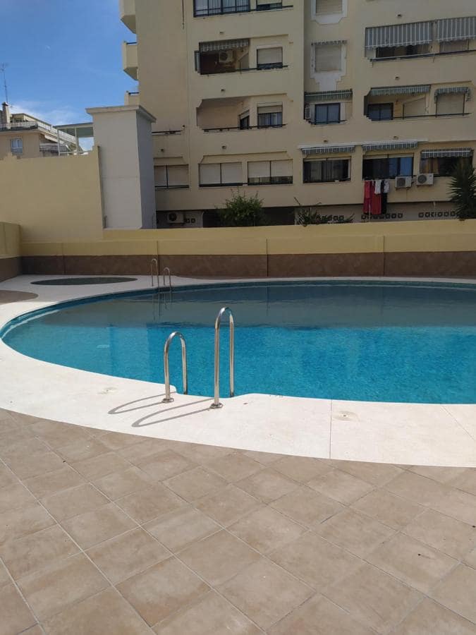Studio til salg i Torremolinos med swimmingpool - € 183.000 (Ref: 9488190)
