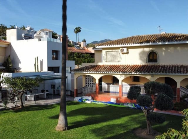5 Zimmer Villa zu verkaufen in Mijas mit Pool - 700.000 € (Ref: 9488191)