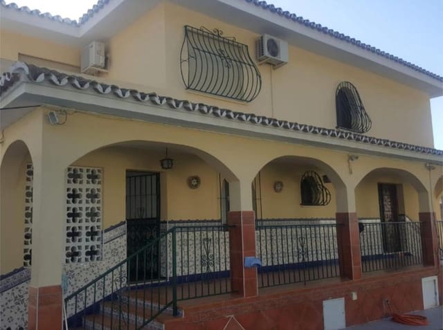 5 Zimmer Villa zu verkaufen in Mijas mit Pool - 700.000 € (Ref: 9488191)