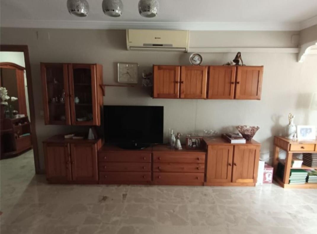 2 bedroom Flat for sale in Rincon de la Victoria with pool - € 297,670 (Ref: 9488192)