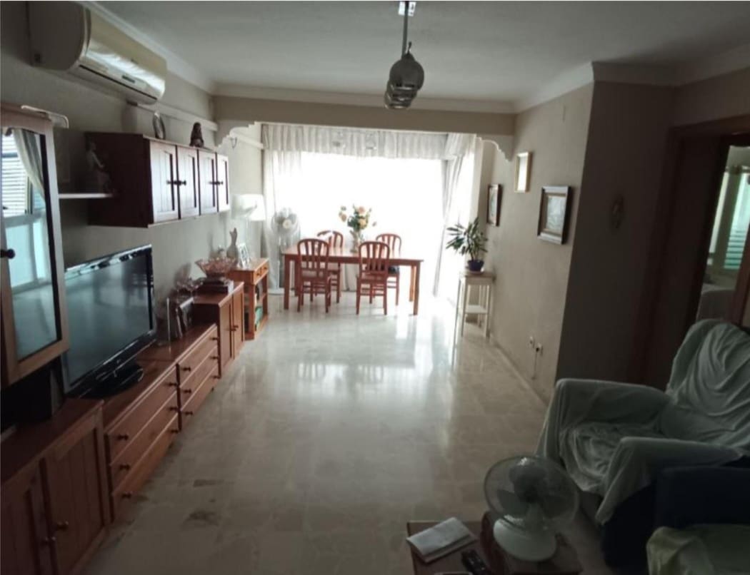 2 bedroom Flat for sale in Rincon de la Victoria with pool - € 297,670 (Ref: 9488192)