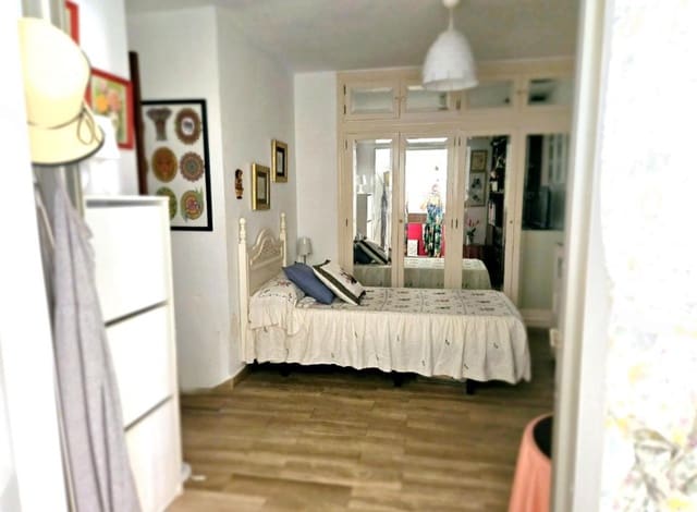 3 makuuhuone Asunto myytävänä paikassa La Malagueta, Málaga kaupunki - 665 000 € (Ref: 9488193)