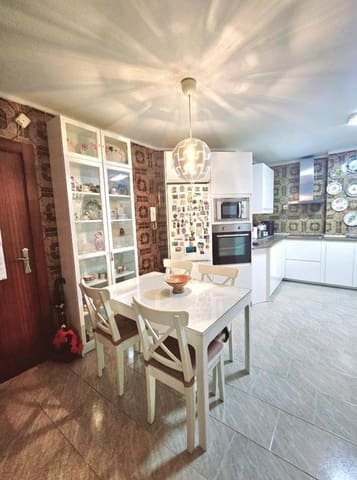 3 makuuhuone Asunto myytävänä paikassa La Malagueta, Málaga kaupunki - 665 000 € (Ref: 9488193)