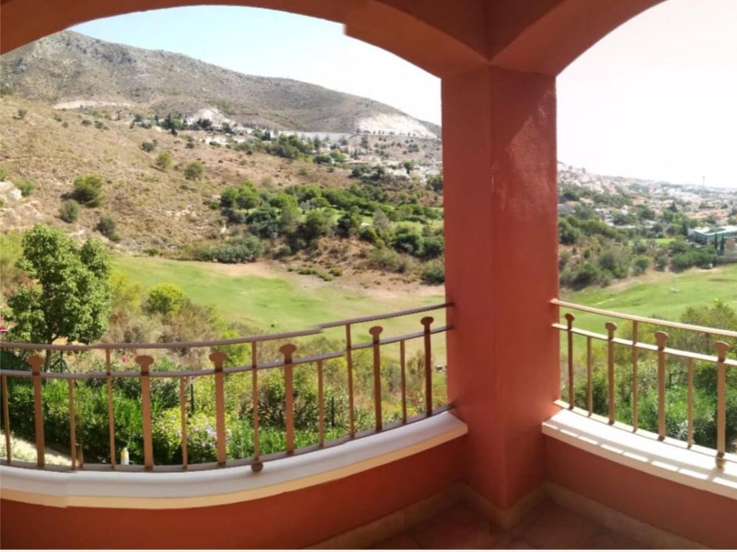 Apartamento Playa de 1 habitación en Benalmádena en venta con piscina garaje - 324.450 € (Ref: 9488195)