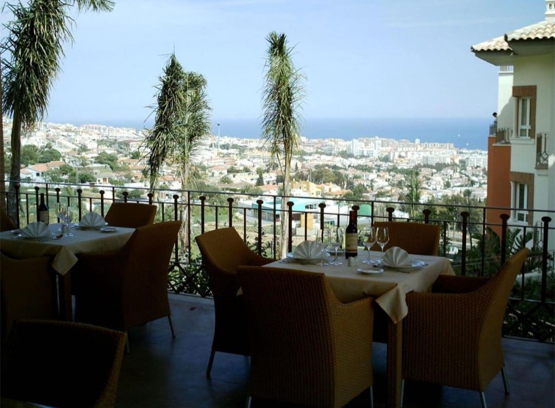 Apartamento Playa de 1 habitación en Benalmádena en venta con piscina garaje - 324.450 € (Ref: 9488195)